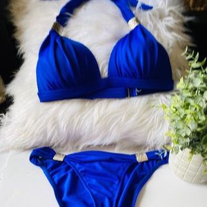 Venus Bikini Size 4 Bottom, Size B Top Never Worn